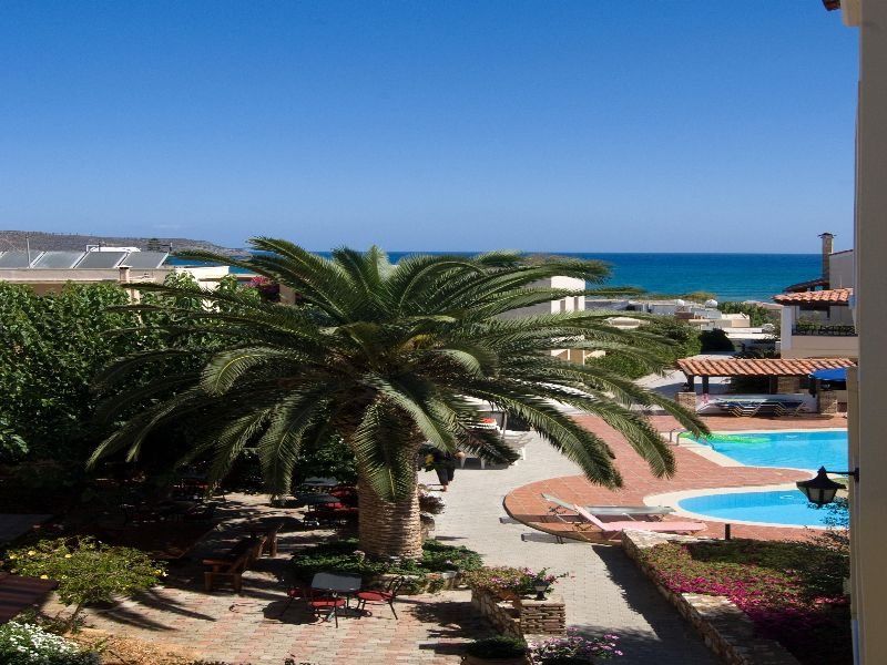 Lilium Hotel Agia Marina Exterior foto